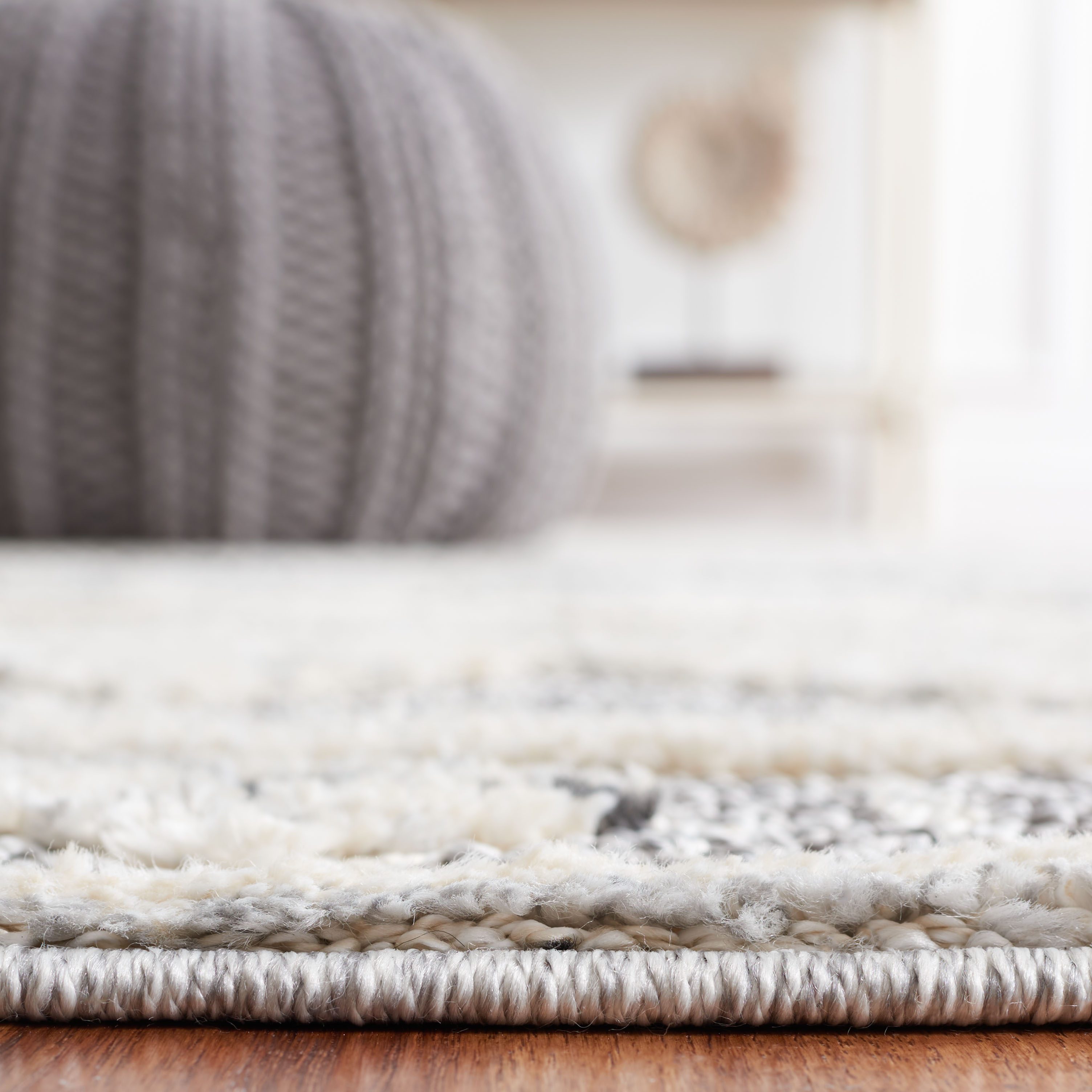 SAFAVIEH Martha Stewart Lucia Shag Area Rug, Ivory Grey/Dark Grey, 6'7" x 9'