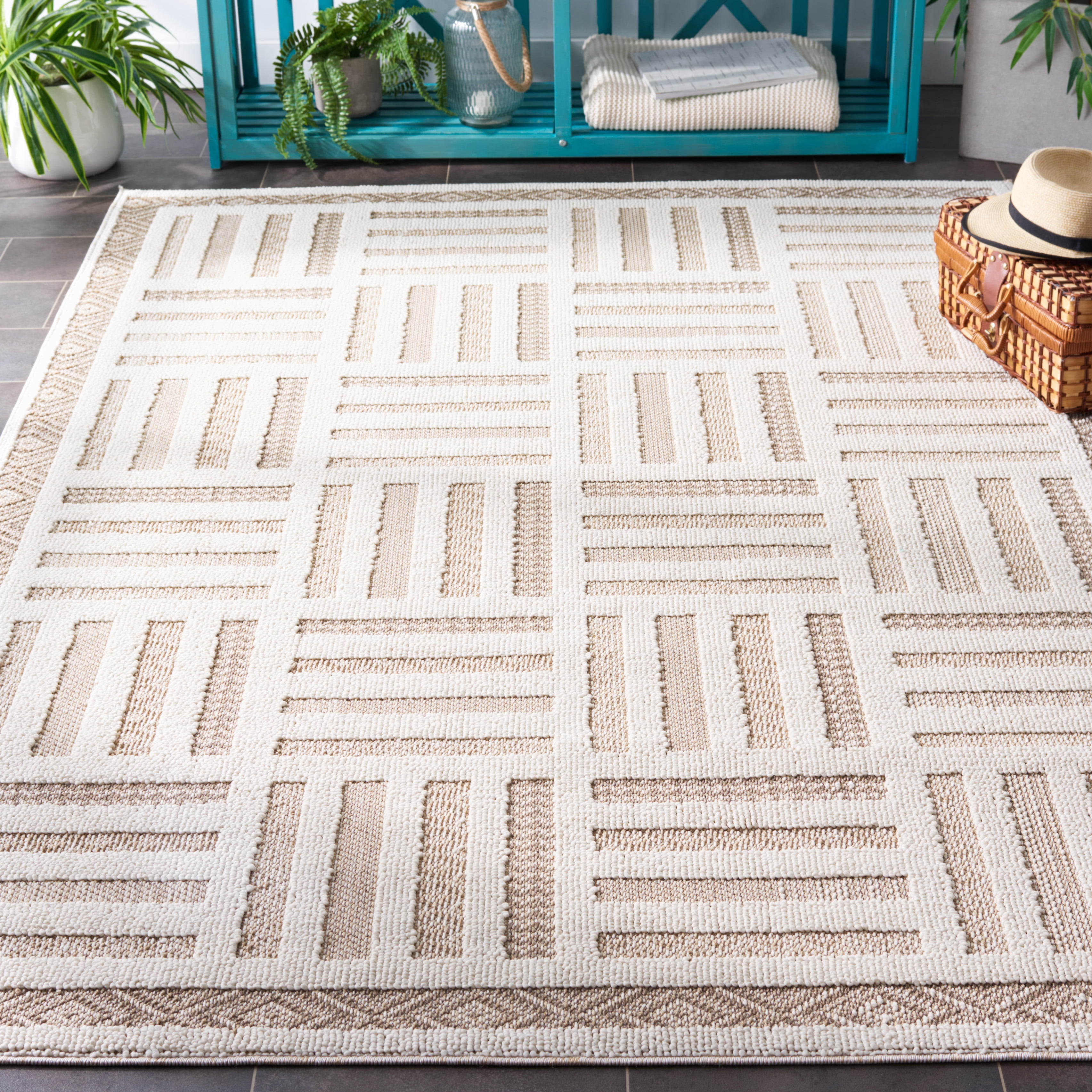 SAFAVIEH Global Bevis Geometric Area Rug, Ivory/Beige, 8' x 10'
