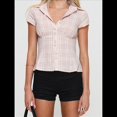 thumbnail image 4 of Camisa Informal de Corta con Botones y Cuello en V para Mujer, Estilo Y2K, con Cuadros y Abertura Frontal. Rosa S, 4 of 10