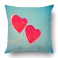 thumbnail image 1 of RYLABLUE Ballons d'Amour Rétro Cœur Rouge sur Ciel Bleu Housse de Coussin 18x18 Pouces, 1 of 1
