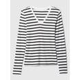 thumbnail image 4 of Remera Manga Larga Favorita con Cuello en V para Mujer de GAP Blanca con Rayas Negras, 4 of 4