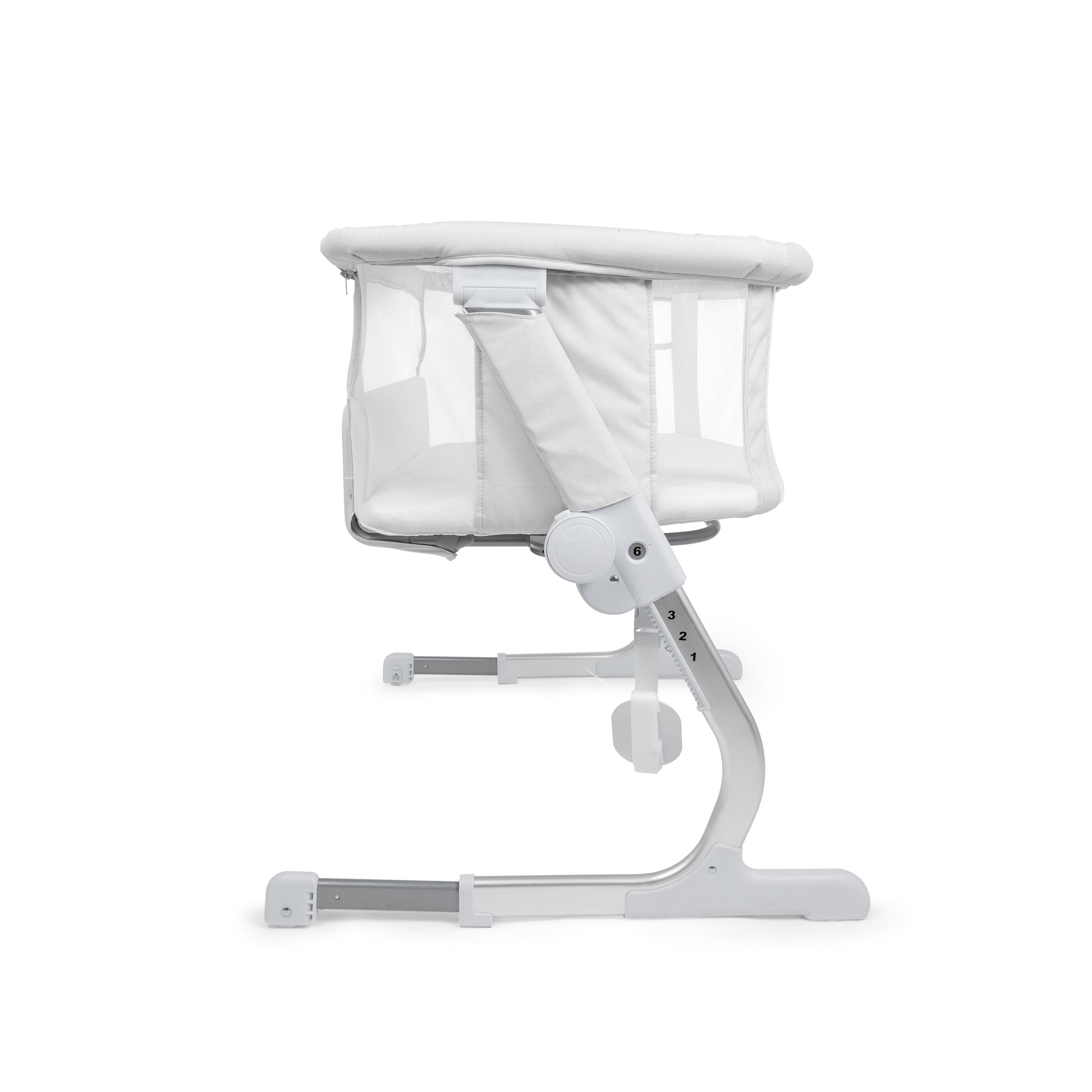 baby delight bedside me dreamer bassinet & bedside sleeper in charcoal grey