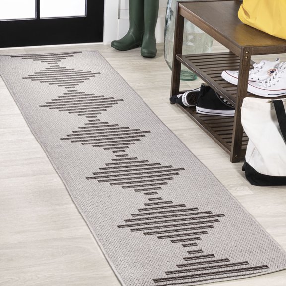 JONATHAN Y SANTA MONICA 2 x 8 Runner Rug, Vinales Diamond Stripe - Light Gray/Black, SMB204B-28