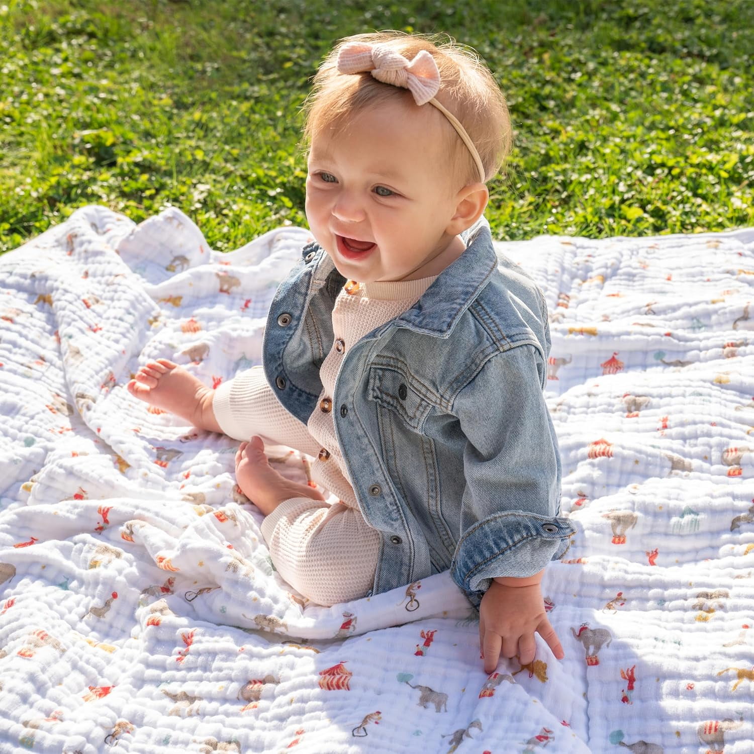 aden + anais essentials cotton muslin blanket, Multi-color, Elephant Circus, Infant, Unisex