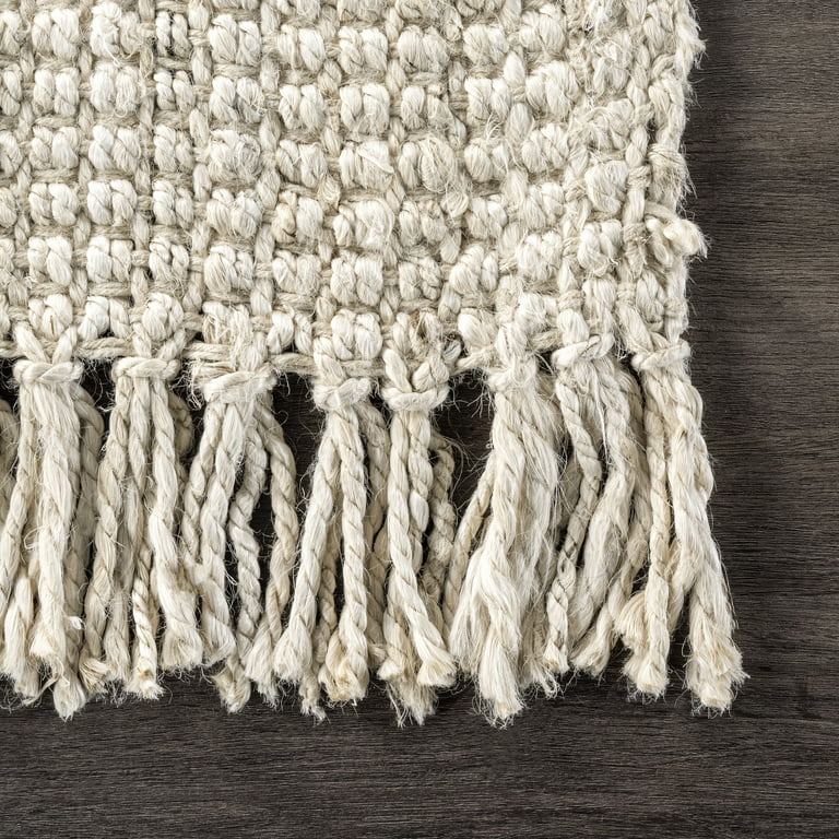 Daniela Farmhouse Chunky Jute Area Rug — nuLOOM