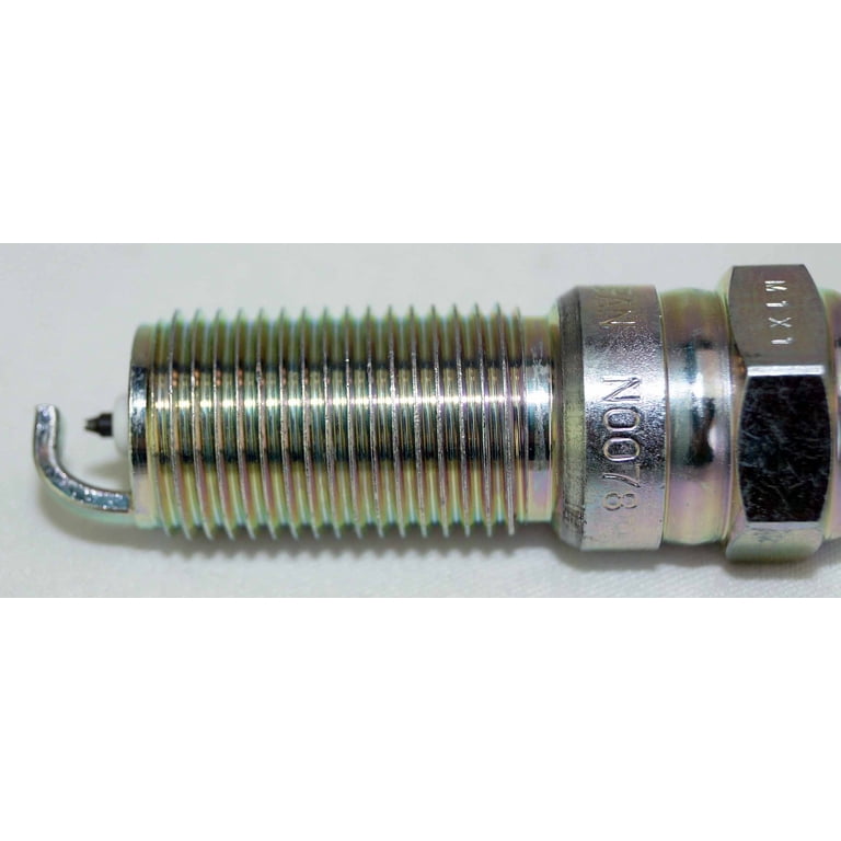 Motorcraft,Spark Plug,CYFS12YT6,8-Pack,High-Performance Platinum