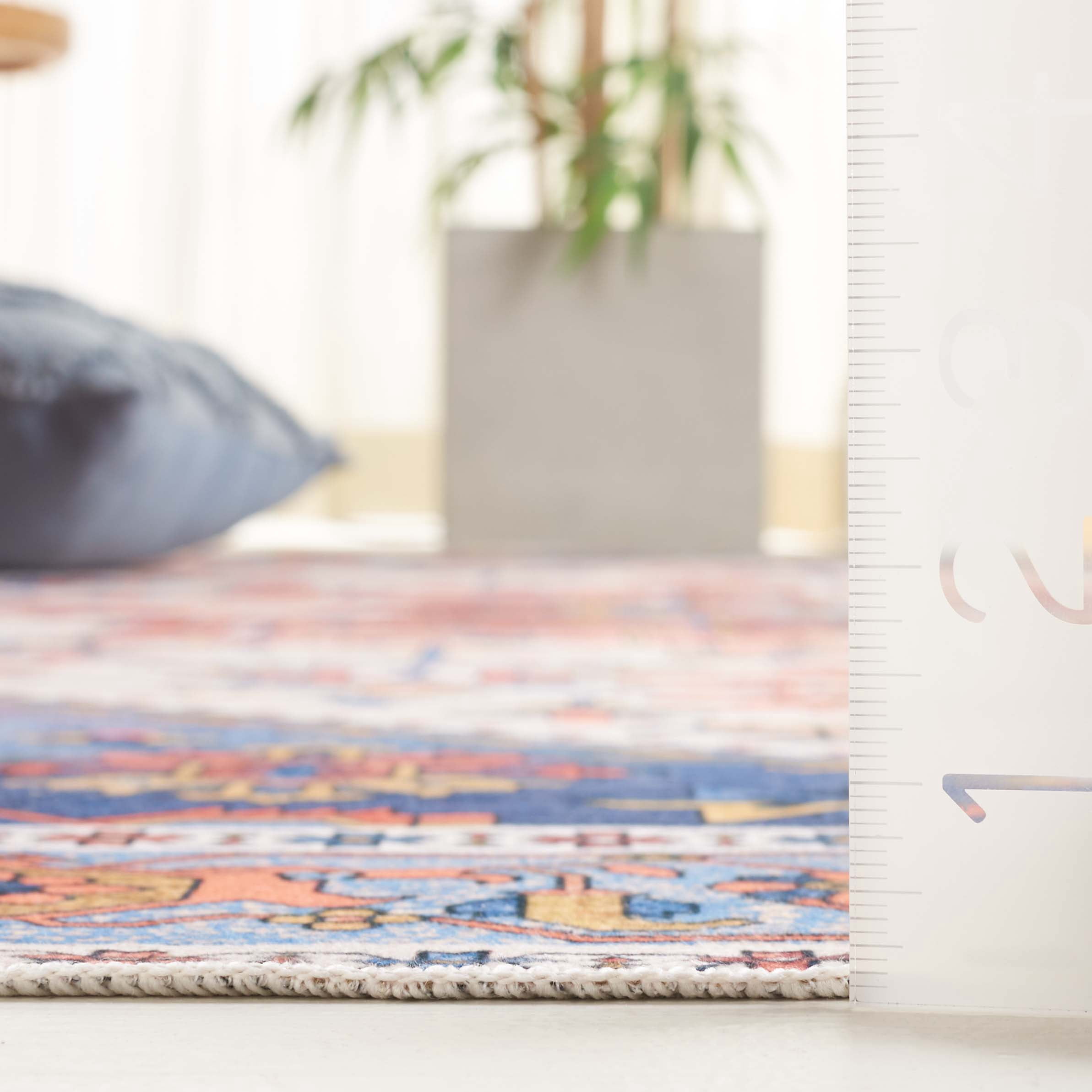 Safavieh Arizona Tyler Oriental Machine Washable Area Rug, Rust/Navy, 8' x 10'