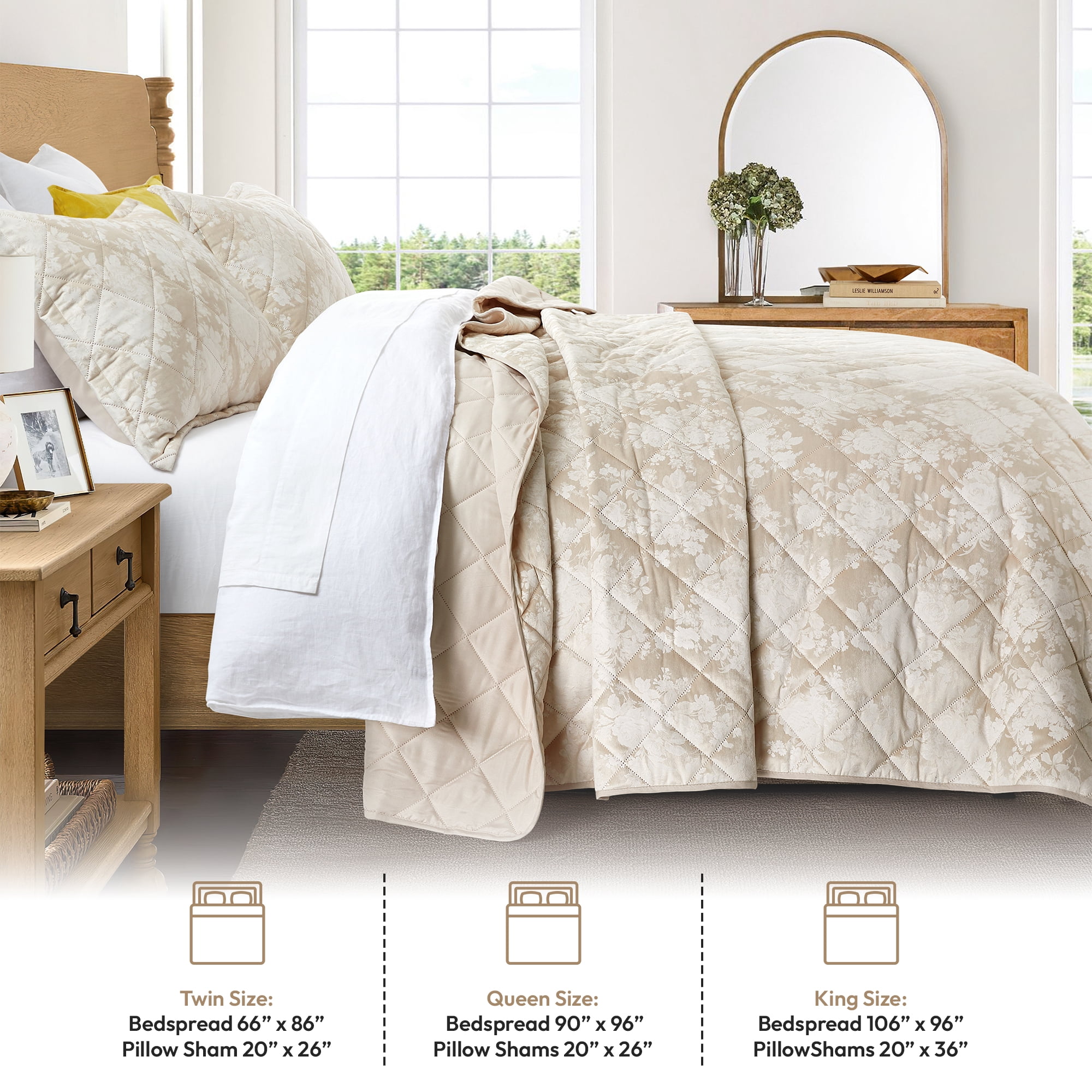 IR Imperial Rooms Luxury Velvet 2-Piece Floral Pattern Bedspread Set Ultrasonic Embossed Reversible Quilt Set Washable Bedding Twin Size Beige