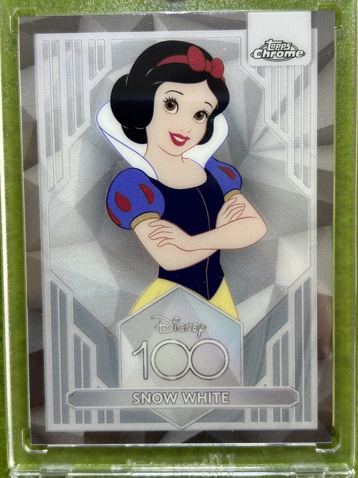 Collectible SNOW WHITE Disney 100 SILVER CHROME CARD 2023