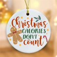 thumbnail image 3 of Adornos colgantes navideños, colgante redondo con forma de hombre de jengibre, las calorías no cuentan, adornos colgantes de acrílico para árbol de Navidad, regalo para familiares y amigos (A), 3 of 4