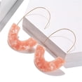 thumbnail image 4 of Pendientes en forma de U Sonducket con estampado de leopardo rosa, 4 of 6