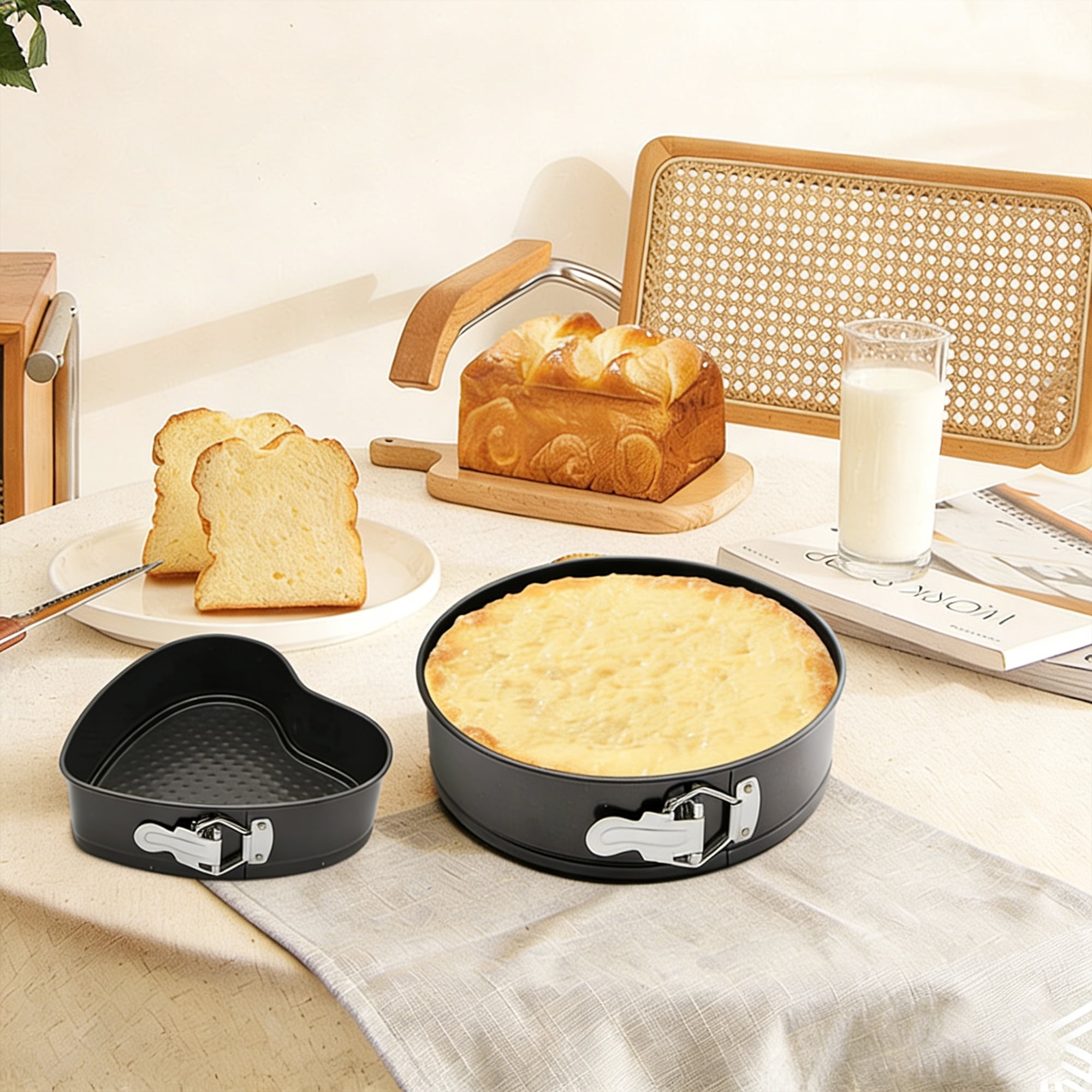 Cake Pan 7", 8", 9", Heart Shape Round Square Cake Pan, Nonstick Carbon Steel Pan, Leak-Proof with Removable Bottom, Round Cake Pans Set of 3 pcs
