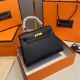 thumbnail image 1 of Bolso Kelly de segunda generación, mini bolso de mujer, nuevo bolso cuadrado pequeño de moda 2025, bolso bandolera de piel de vaca con estampado de palmeras., 1 of 5