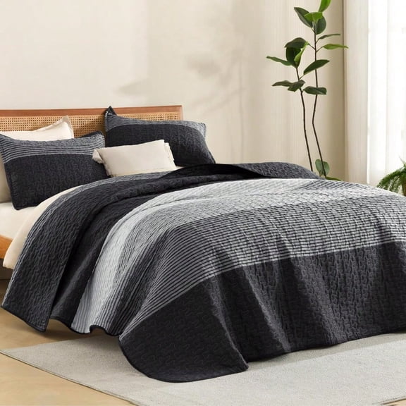 Quilt Queen Size Black Grey and White Gray Stripe Patchwork Summer Bedspread Coverlet 3 Pieces Soft Lightweight Microfiber Comforter Bedding Set for All Season 1 Quilt 2 Pillowcases