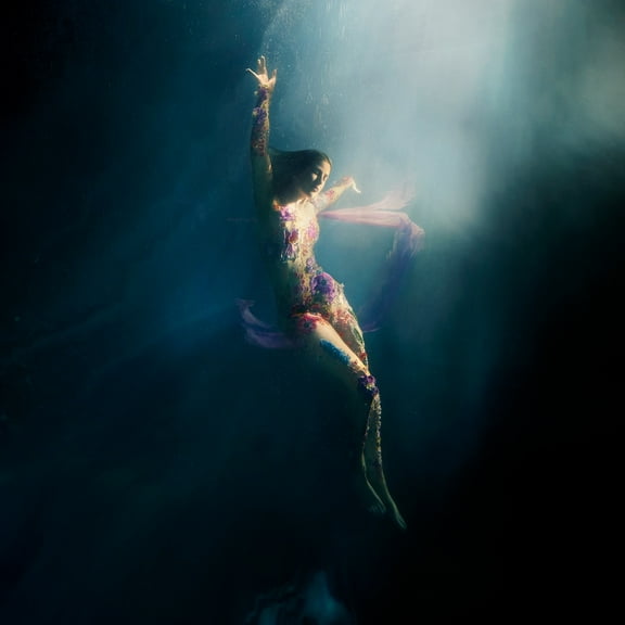 Ellie Goulding - Higher Than Heaven - Music & Performance - CD