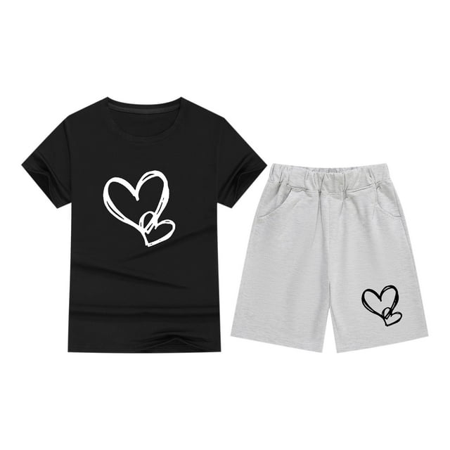 Zpanxa Ensembles pour Filles, Haut à Manches Courtes à Col Rond avec Imprimé Cœur et Ensemble de Shorts à Taille Élastique 3 Ans