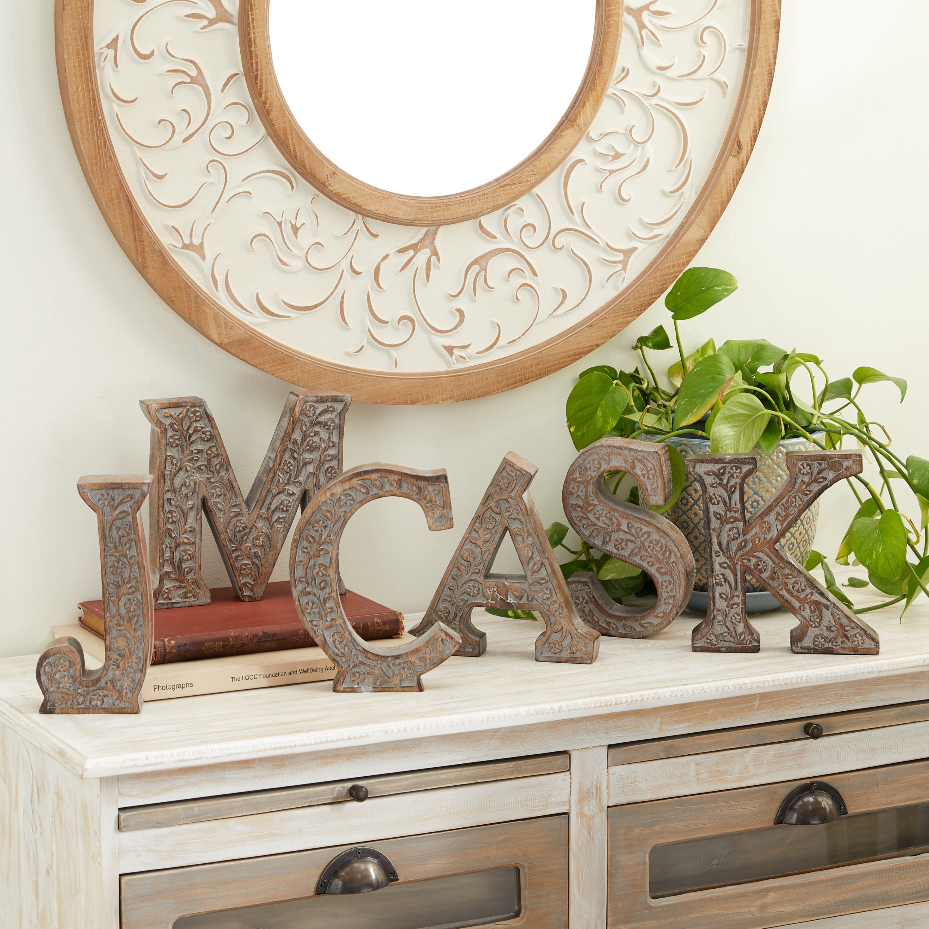 DecMode 8" Brown Wood Traditional Decorative Sign, 6 - Pieces