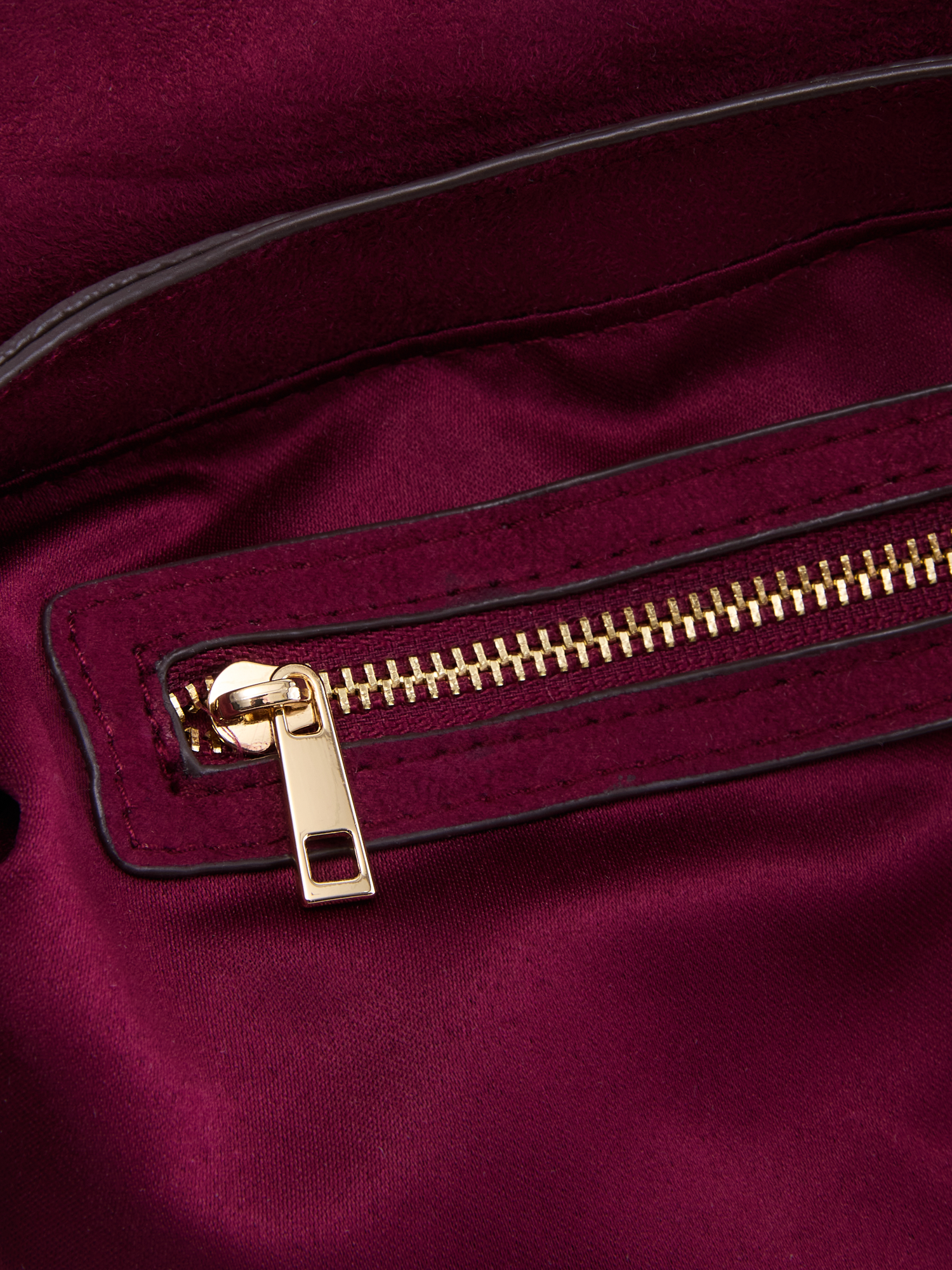 Scenario Women's Faux Suede Crossbody Handbag photo 4