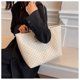 thumbnail image 4 of Bolso de gran capacidad de alta gama Bolso general que combina con todo Bolso de mano portátil con textura de moda para mujer Bolso grande, 4 of 6