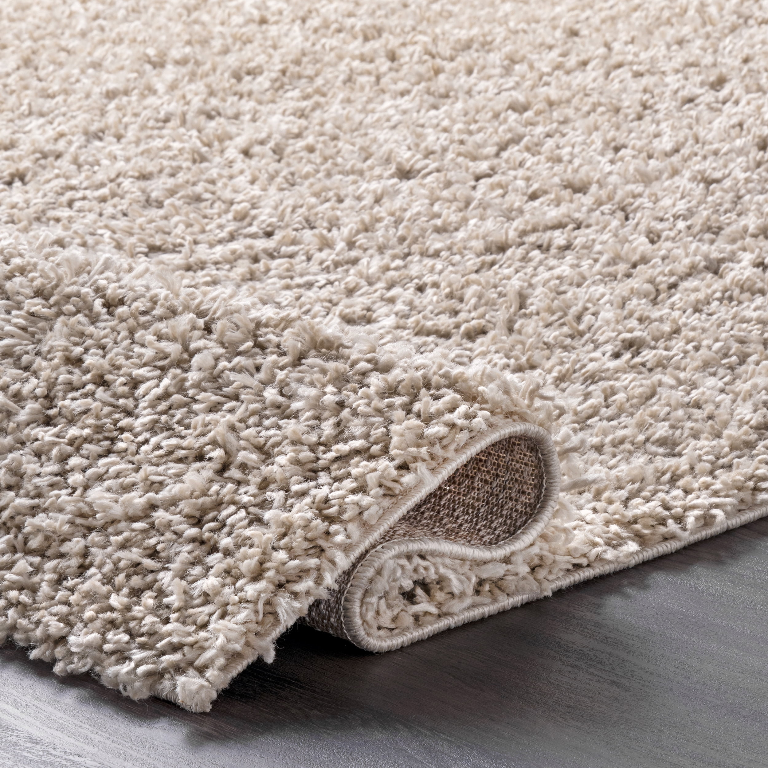 nuLOOM Kara Solid Shag Beige 4' x 6' Casual Area Rug