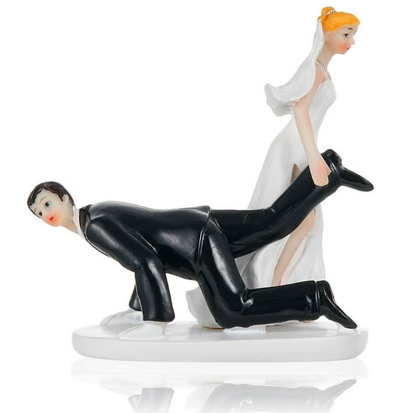 Wedding Cake Topper, Bride Dragging Groom Figurine, Funny Bride & Groom Wedding Decoration Cake Topper, Safe Synthetic Resin Fun Wedding Couple Statue for Cake Topper Decor
