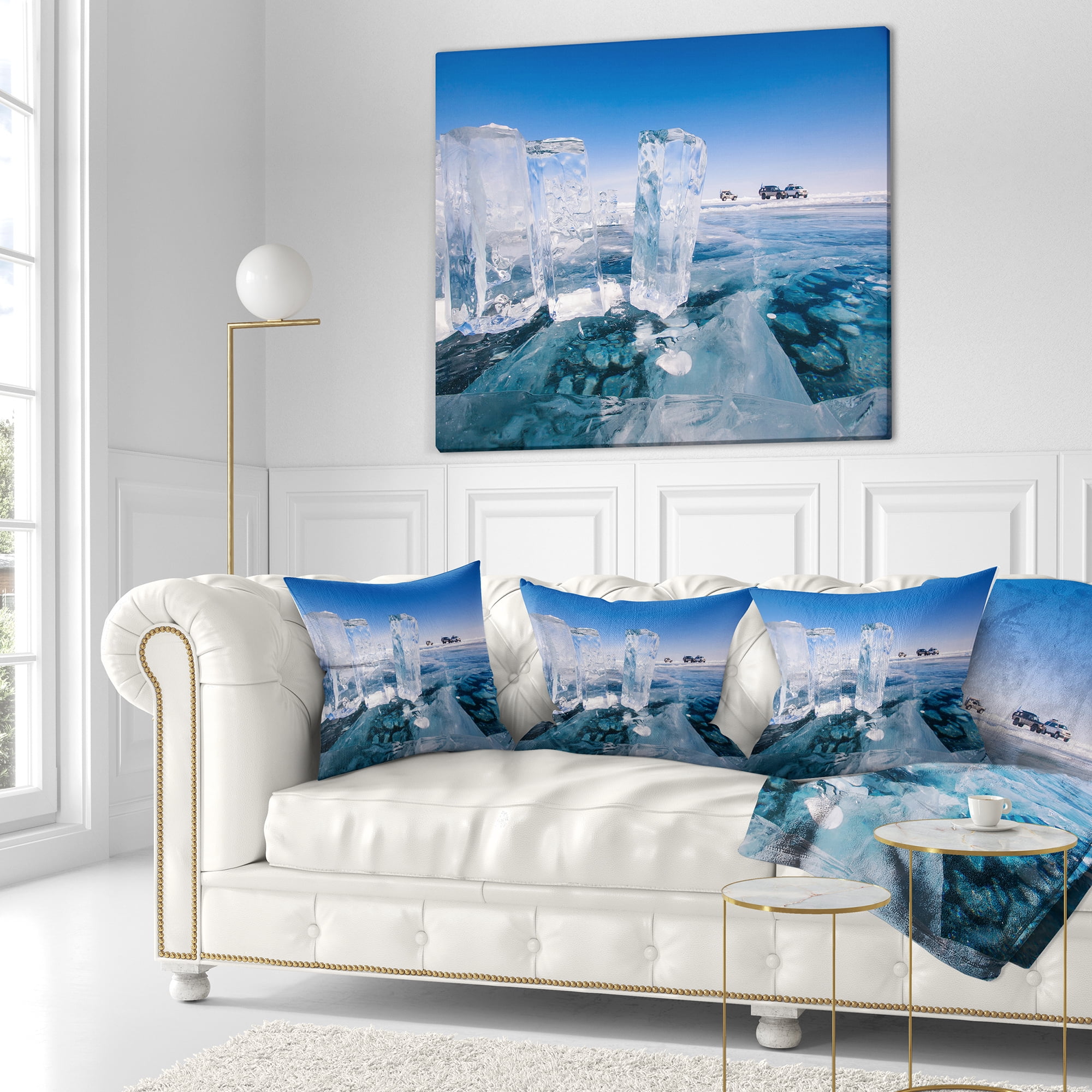Designart Blue Ice and Off road Cars - Landscape Printed Throw Pillow - 18x18