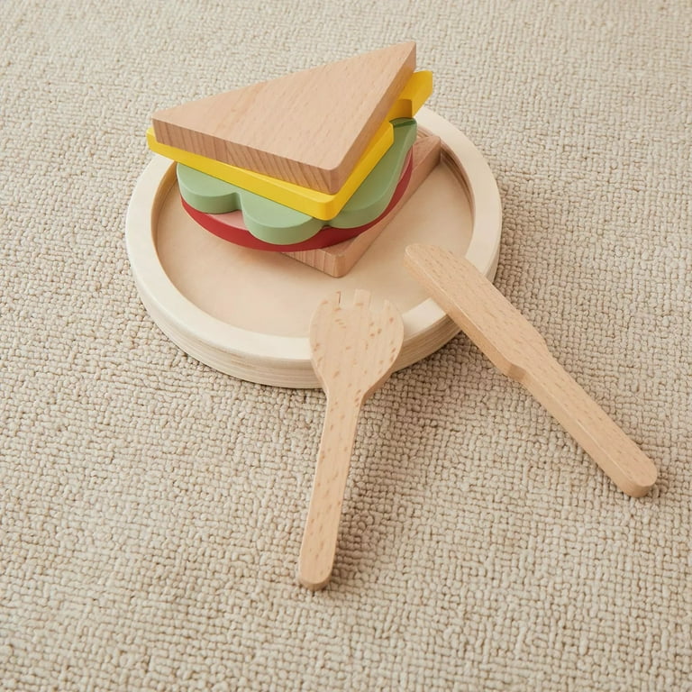 Wonder & Wise 29-Piece Wooden Picnic Playset, Water Bottle/Fruit