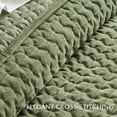 thumbnail image 4 of Juego de edredón EVERGRACE Luxury Velvet King Size 3 piezas Loden Green, 4 of 9