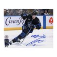 thumbnail image 1 of Mitch Marner Feuille d'Érable de Toronto Signée Maison Drew Photo 8x10, 1 of 2