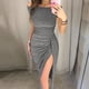 thumbnail image 4 of Vestidos de fiesta de noche elegantes de moda para dama Otoño 2024 Ropa de mujer Hombros descubiertos Cintura alta Sexy Club Vestido midi con cuello oblicuo, 4 of 4