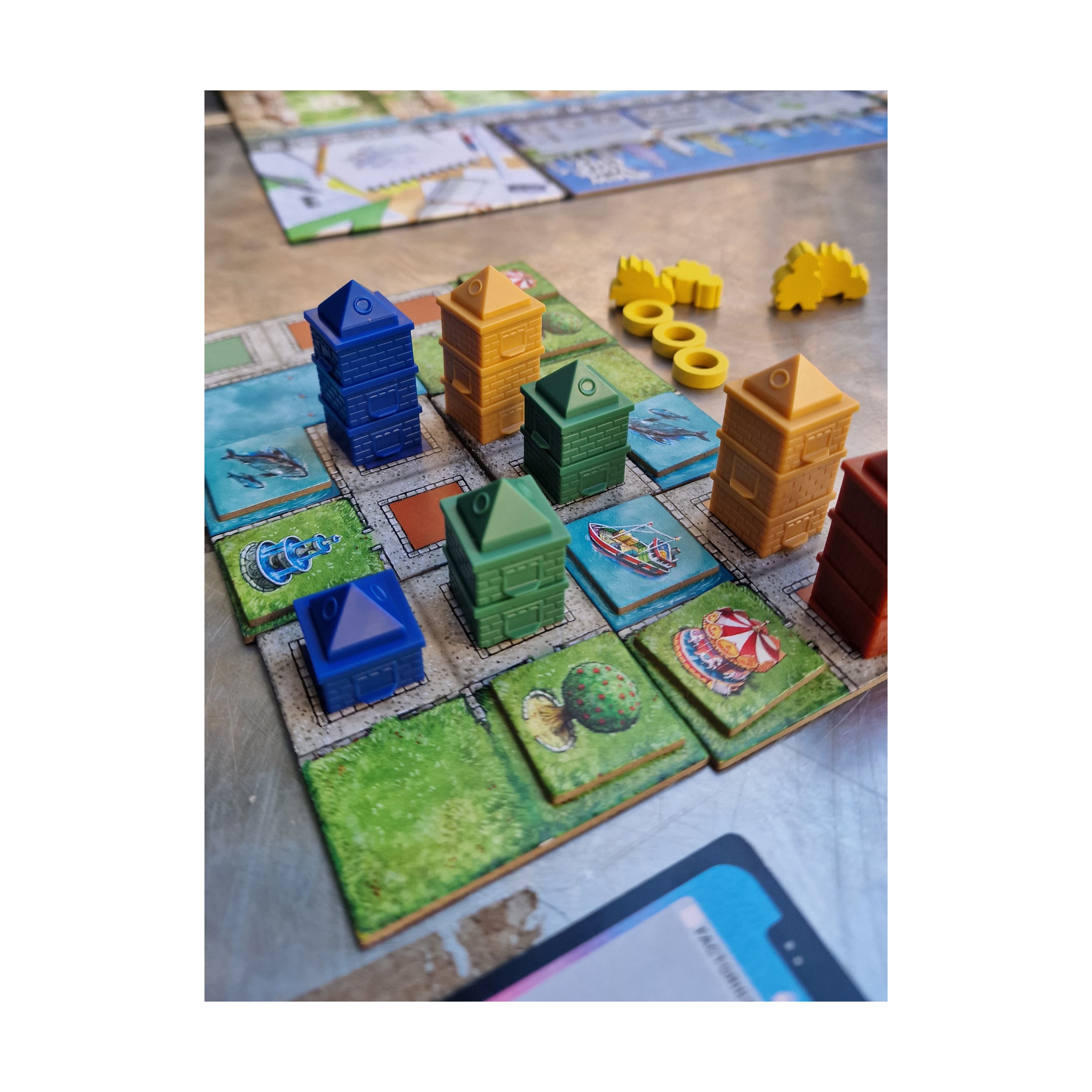 Devir - Cities Urban Planning Board Game for 2–4 Players Ages 10+, City Building Strategy Tabletop Game, 35-Minute Playtime