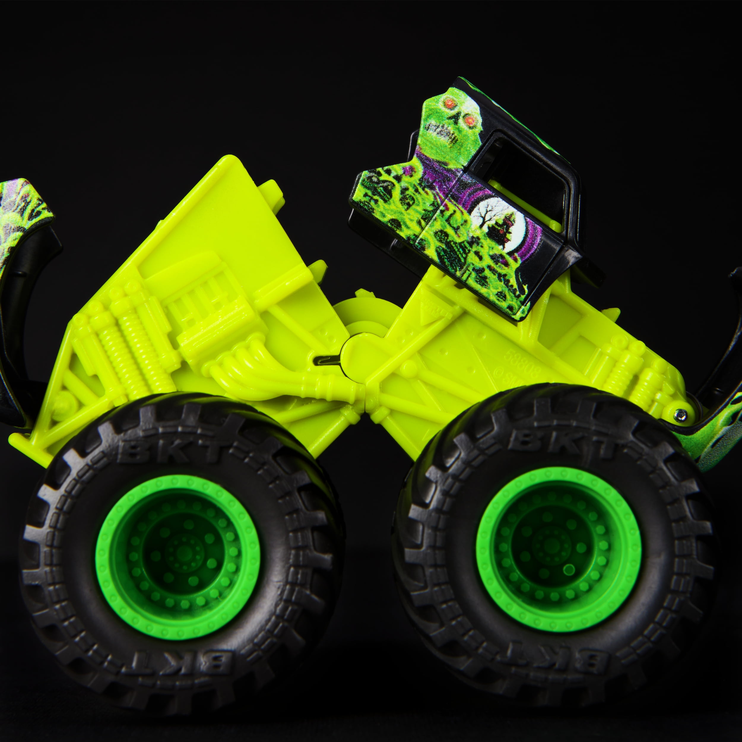 Monster Jam Smash & Bash Grave Digger, 1:64 Scale