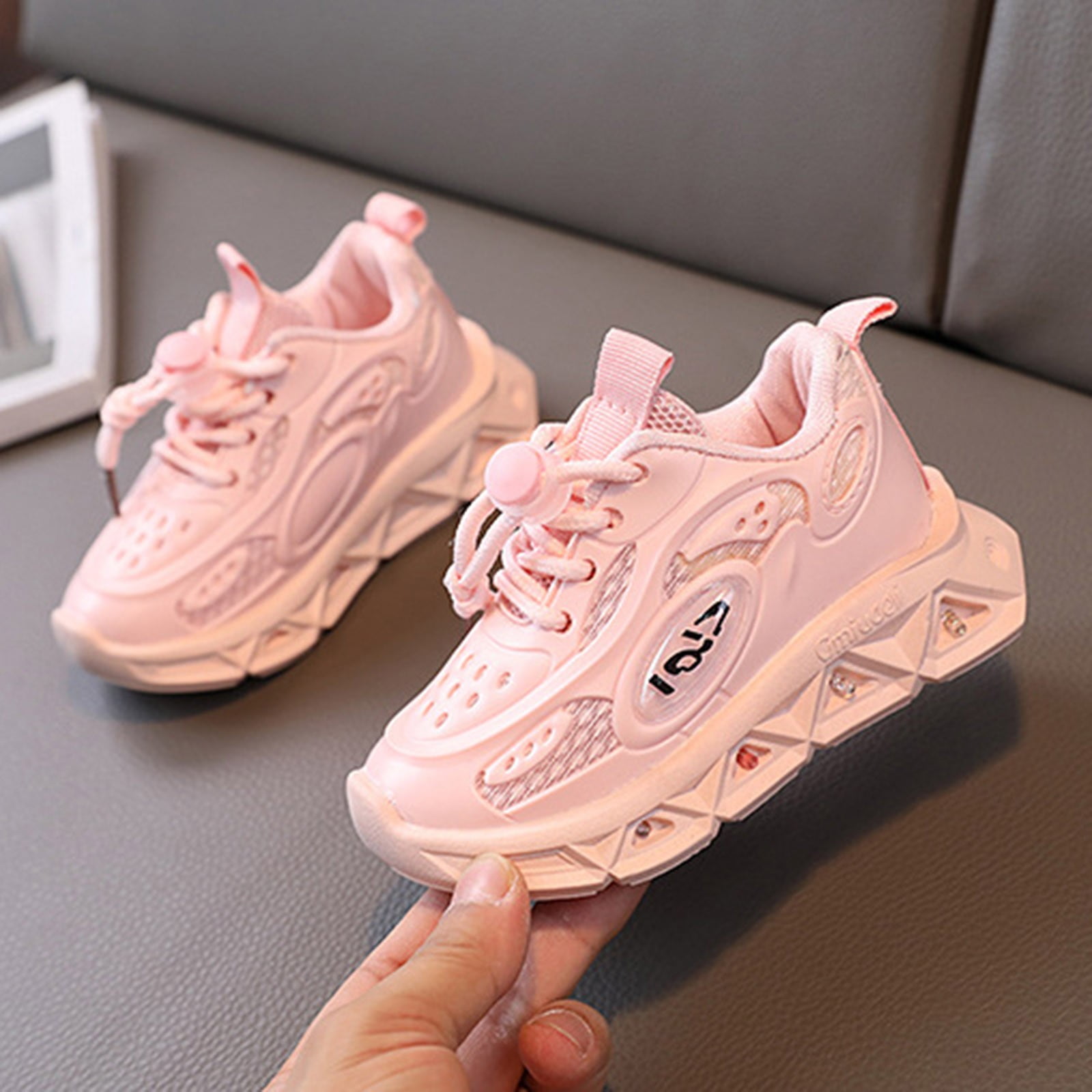 Baby Shoes Girl Sports Luminous Breathable Casual Shoes With Light Middle Small Lightweight Soft Sole Walking Shoes Boys Sneakers,Size 2.5 Years-3 Years
