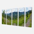 thumbnail image 2 of Panorama des Montagnes Vertes - Impression sur Toile Paysage, 2 of 3