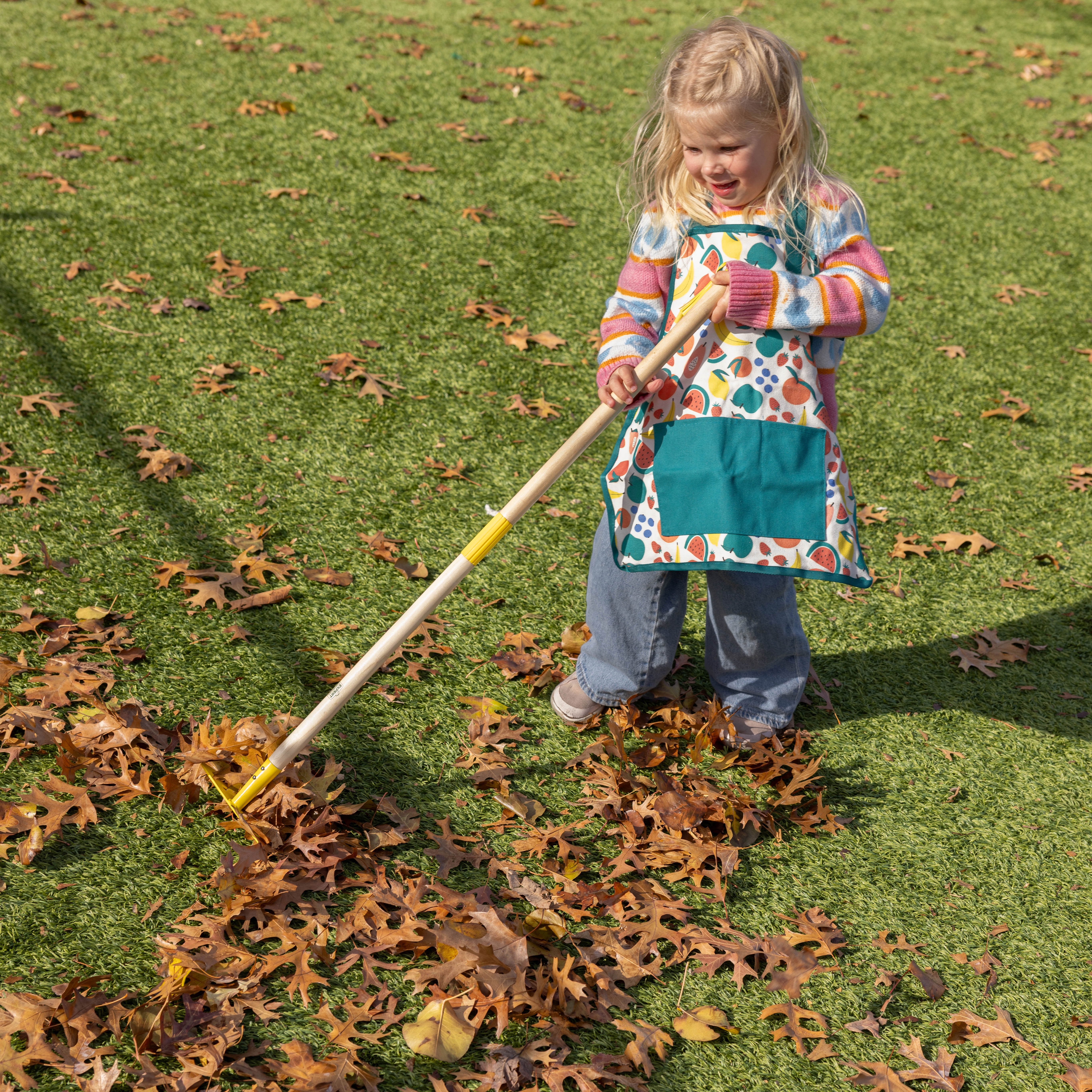 Expert Gardener 4-Piece Kids Long Handle Gardening Tool Set, Hoe, Bow Rake, Leaf Rake, Shovel