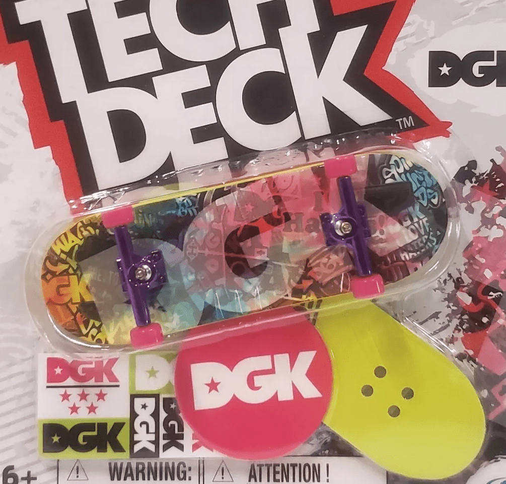 TECH DECK Fingerboard - Daycare Fine Motor Skills Toy - Walmart TECH DECK Fingerboard - Daycare Fine Motor Skills Toy - Walmart