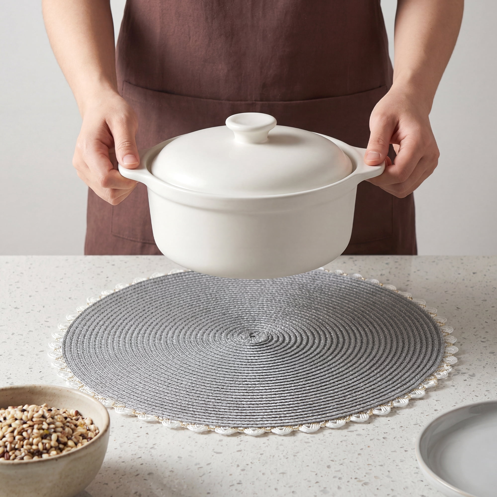 Unique Bargains Round Placemats Set of 6 Woven Table Mats Light Gray 15.7x15.7inch