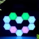 thumbnail image 4 of Paneles de Pared RGB Coloridos con Luz LED Hexagonal con Control Remoto DIY, Sensibles Al Tacto, para Dormitorio y Sala de Estar., 4 of 5