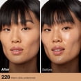 thumbnail image 4 of Base de maquillaje Maybelline New York Fit Me! matte + poreless 228 soft tan 30 ml, 4 of 6