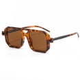 thumbnail image 3 of Gafas de sol Vintage cuadradas de doble haz para mujer, lentes de sol a la moda con espejo de pudín de tofu, diseño de pierna, Street Shoot INS, espejo plano, 2024, 3 of 4