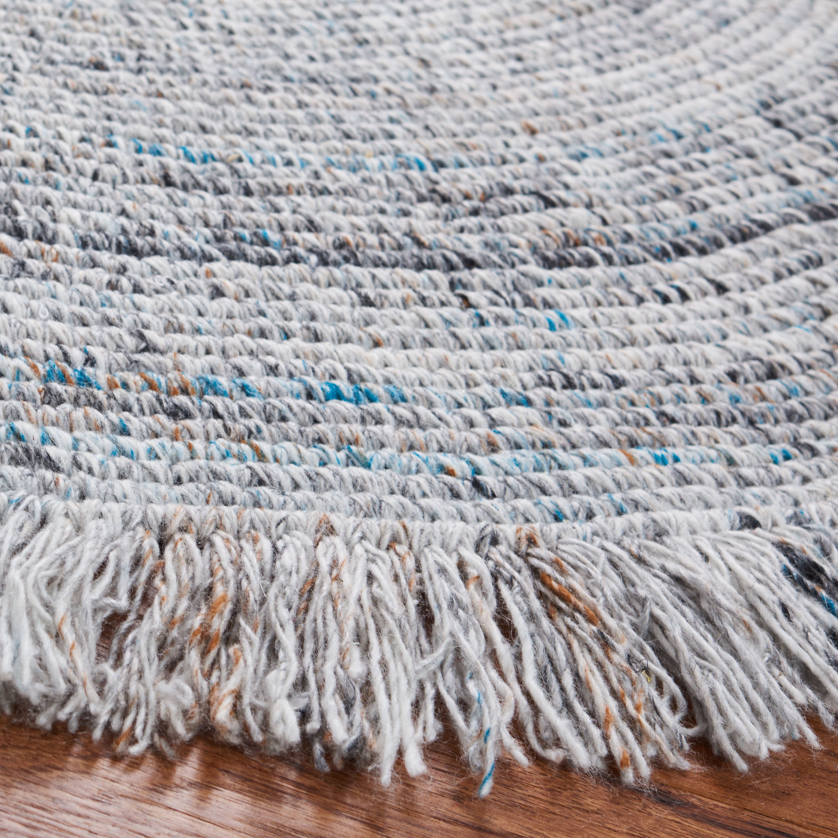 SAFAVIEH Braided Isador Solid Polyester Reversible Area Rug, Gray/Blue, 4' x 4' Round