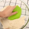 thumbnail image 4 of Suanyok - Raspador de masa de 2 piezas para pan, crema, pastel, cortador de pizza, raspador de banco, seguridad alimentaria, plástico flexible, multifunción, raspador de cocina, blanco, verde Xemadio CDWJ560, 4 of 8