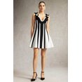 thumbnail image 3 of Vestido Bellabarnetten Serela sin mangas con cuello en V y vendaje floral, 3 of 6