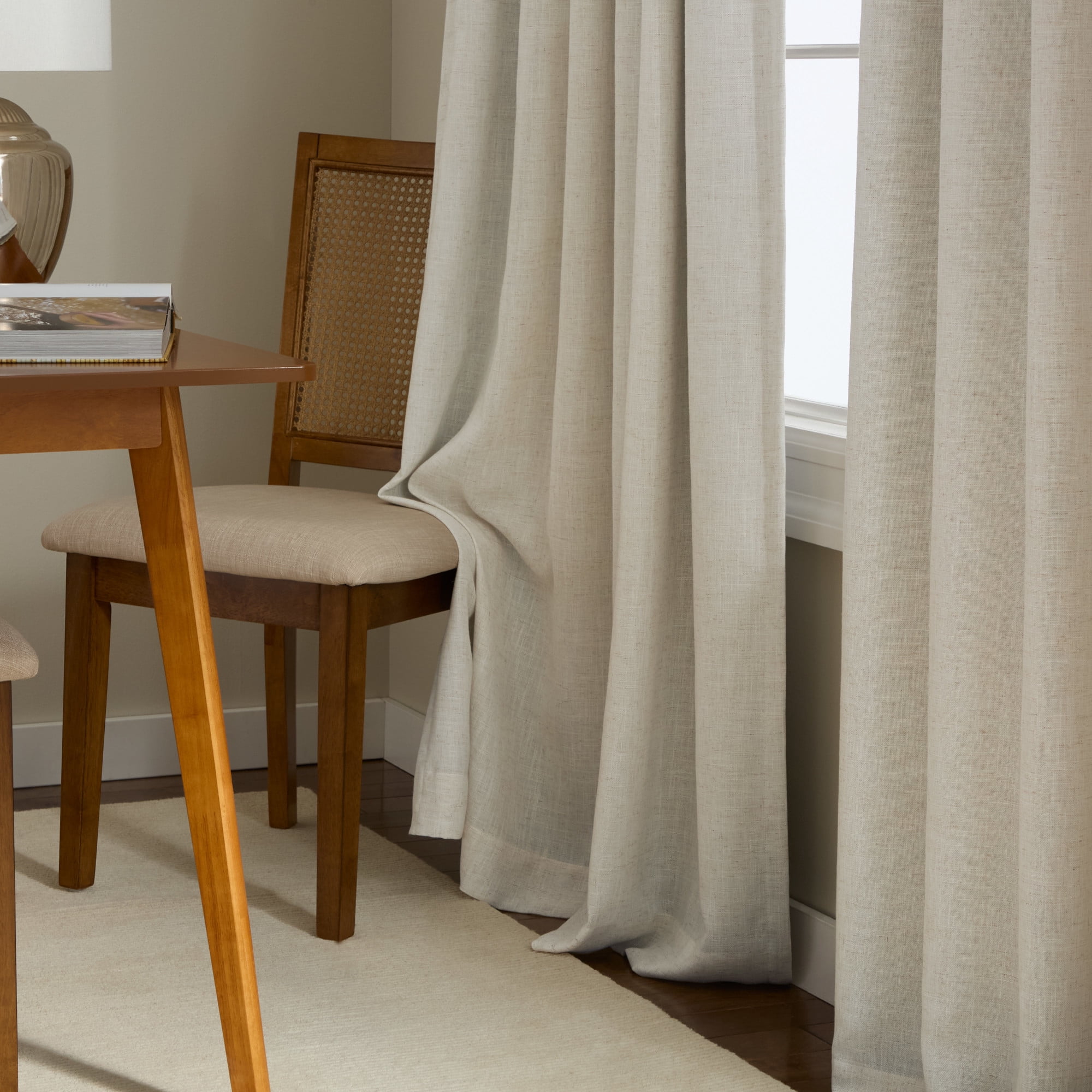 TOWN & COUNTRY LUXE Davos Solid Linen Texture Indoor Curtains, 100% Blackout with Energy Efficient Lining, Back Tab/Rod Pocket Top, 2-Pack Set, Natural Linen, 50"x84"