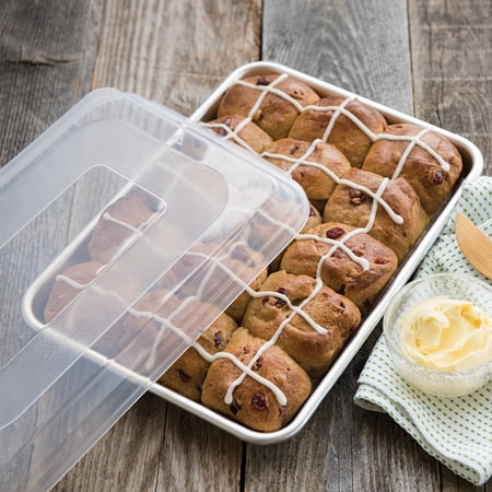 Nordic Ware-Nordic Ware Natural Aluminum Commercial Baker's Quarter Sheet with Lid