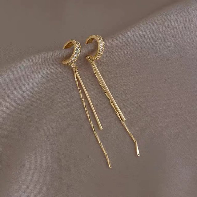 Pendientes colgantes para mujer con borlas sin orejas, sencillos y elegantes, con clip para la oreja personalizado de Advanced Sense, de una sola pieza