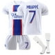 thumbnail image 1 of 24White 7BMbappe 7# Sergio Ramos 4# Conjunto de uniformes de fútbol con protectores de calcetines y rodillas para niños y niñas Nuevo diseño Deporte Moda Equipo de fútbol Jersey Traje para esquí esquí Gafas de esquí, 1 of 1