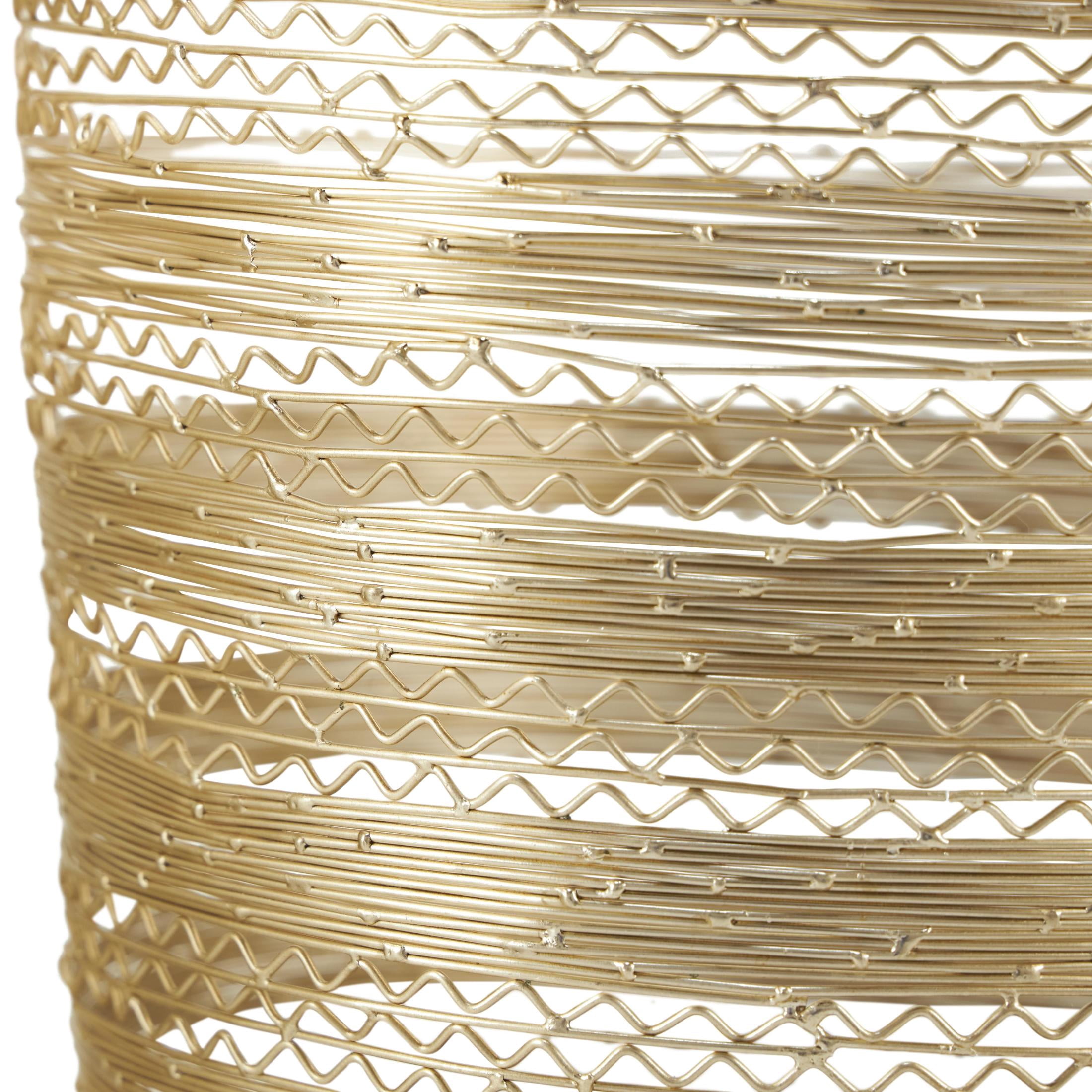 DecMode 17", 15"H Gold Metal Open Frame Wire Storage Basket with Zig Zag Patterns, 2-Pieces