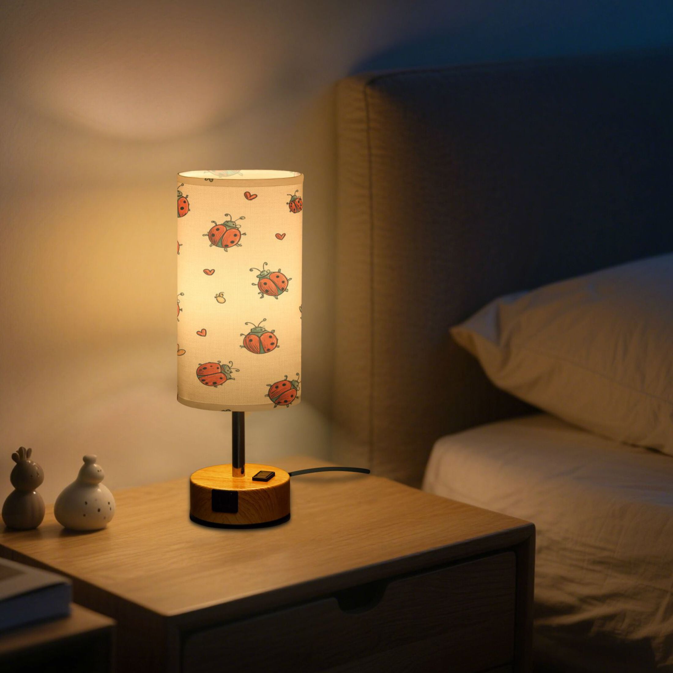 Touch-Control 3-Color Desk Lamp with Plug – Energy-Saving LED + 3 Simultaneous Charging Ports Ladybugs Pattern