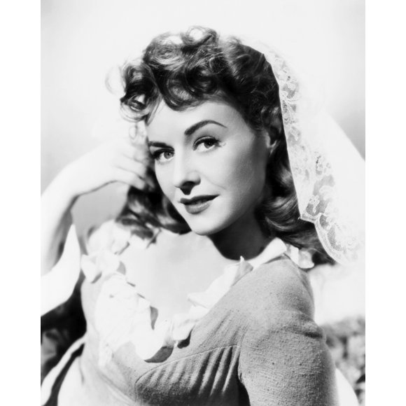 Unconquered Paulette Goddard 1947 Photo Print (8 x 10)